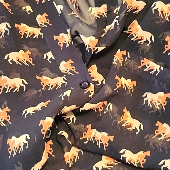 Pleione Horses Design Women's Top - S - Picture 5 of 6